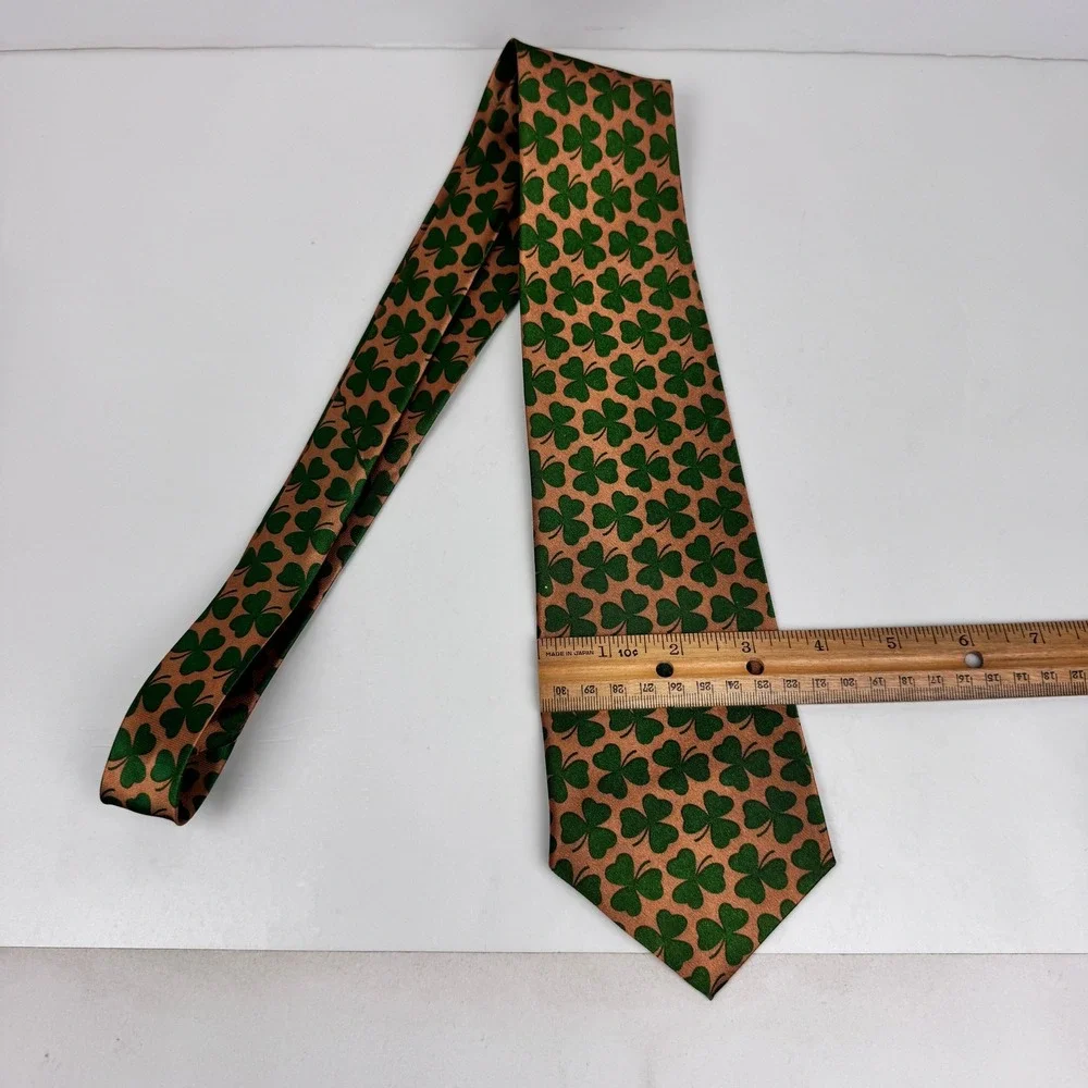 Irish St Patrick Pattys Day Green Clover Tan Gold Neck Tie Novelty Polyester